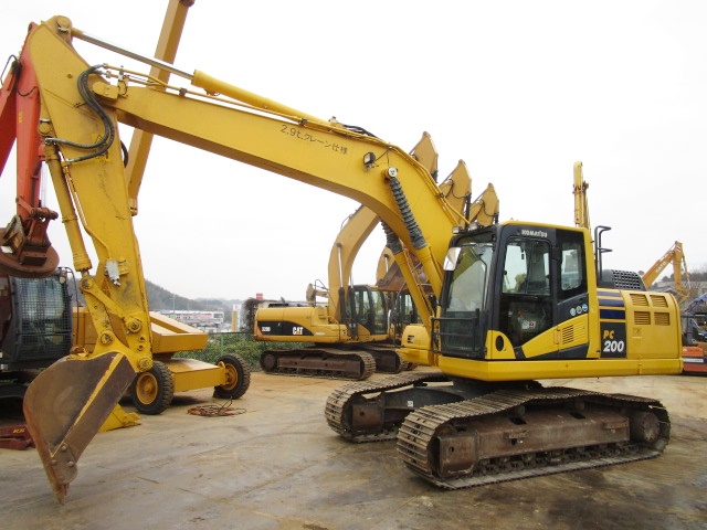 コマツ 油圧ショベル 15 Ypc0 10 建設機器販売 ディーゼル通商株式会社