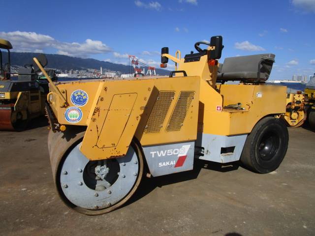 長崎発　酒井重工業　TW500 振動ローラー　中古品　コンバイドローラー 長崎発 酒井重工業 TW500 振動ローラー 中古品 コンバイドローラー